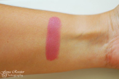 MAC-Lipstick-Brave-Swatch