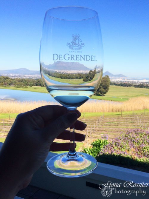 De-Grendel-Table-Mountain-in a glass by Fiona Rossiter