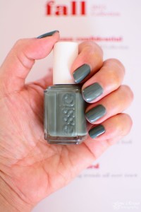 Essie Fall in Line